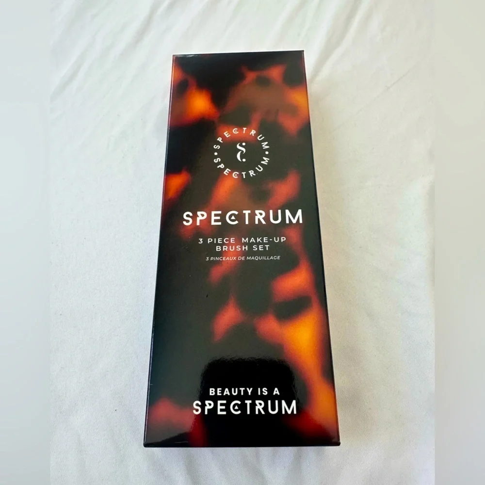 Spectrum Make Up Brush Set - New In Box - Picture 2 of 3